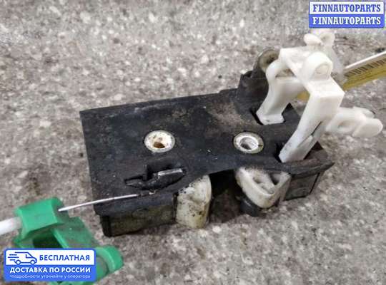 Замок боковой двери на Audi 100 (44Q, C3)
