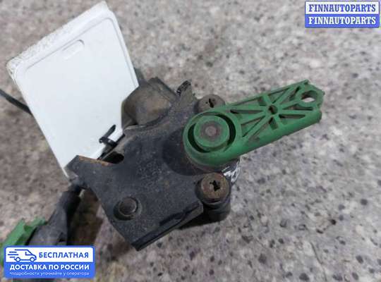Датчик дорожного просвета на Audi A6 (C7)