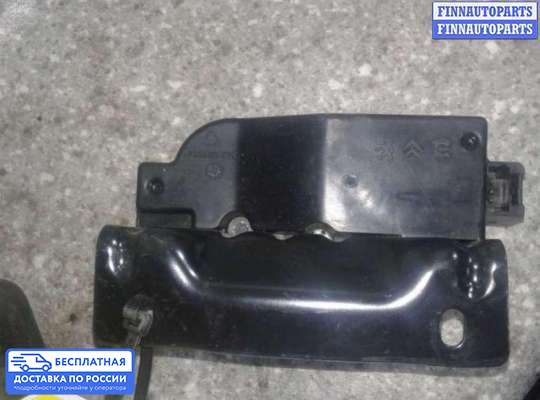 Замок багажника на Peugeot 206