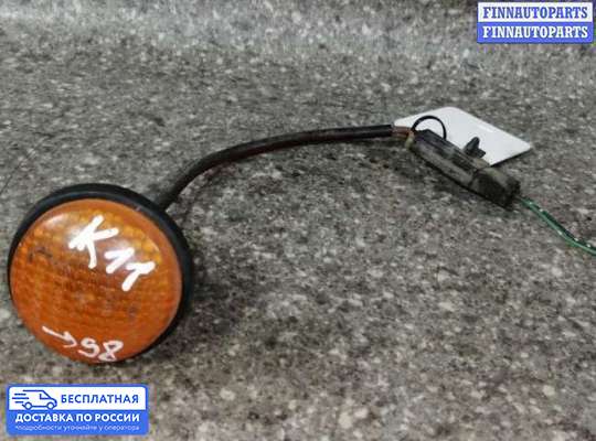 Повторитель поворота в крыло на Nissan Micra (K11)