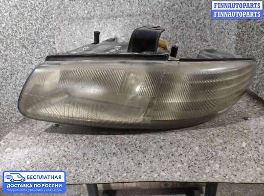 Фара передняя на Dodge Caravan III (GS)