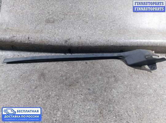 Молдинг на Dodge Nitro