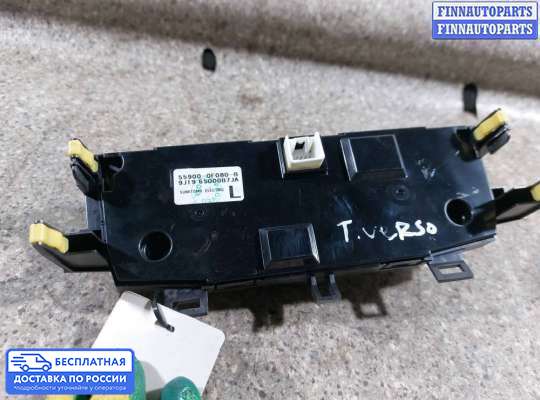 Блок управления печкой на Toyota Verso AR20