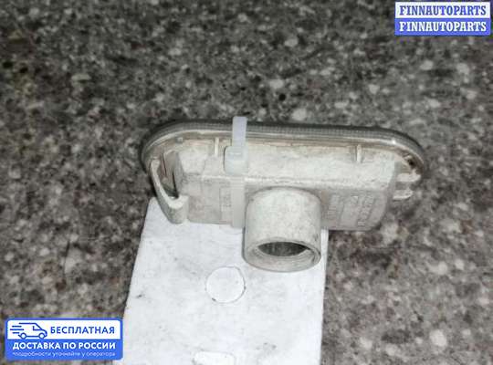 Повторитель поворота в крыло на Ford C-Max I