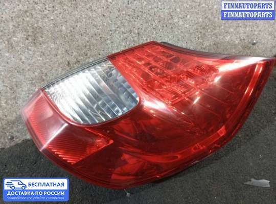 Фонарь задний на Renault Scenic II