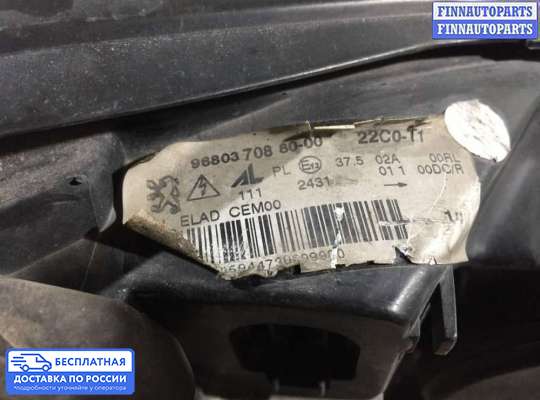 Фара передняя на Peugeot 308 I (T7)