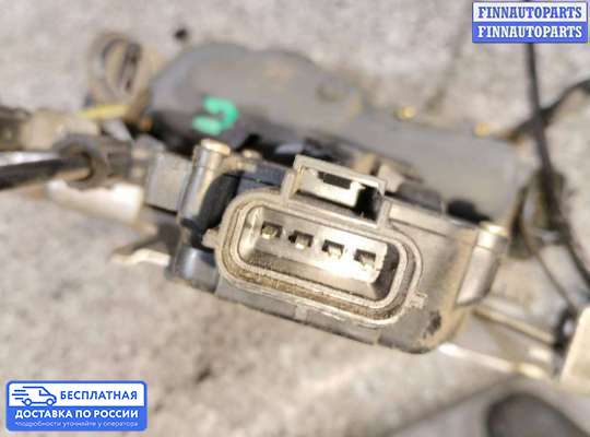 Замок боковой двери на Chrysler Voyager IV (RG)