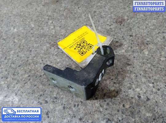 Петля двери на Audi A6 (C6)