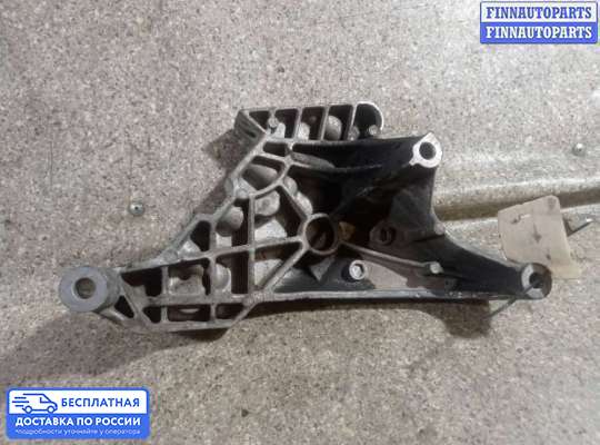 Кронштейн ДВС (лапа) на Volkswagen Golf V (1K)