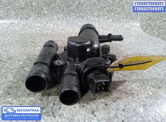 Корпус термостата на Renault Laguna II