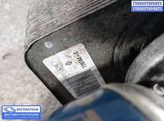 Корпус масляного фильтра на Renault Megane III