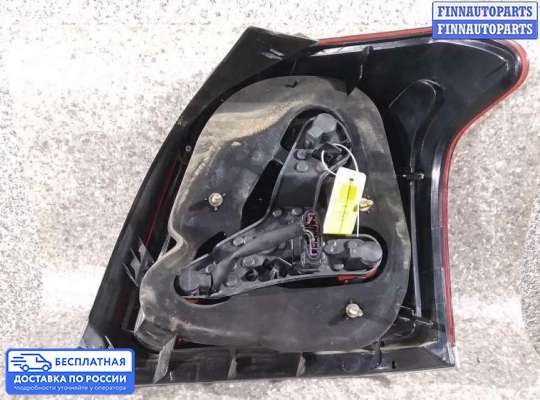 Фонарь задний на Toyota Avensis II (T250)