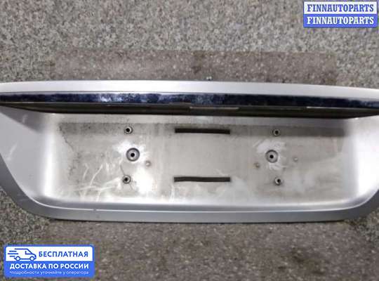 Планка подсветки номера на Mercedes-Benz S (W220)