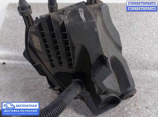 Корпус воздушного фильтра на Audi A6 (C6)