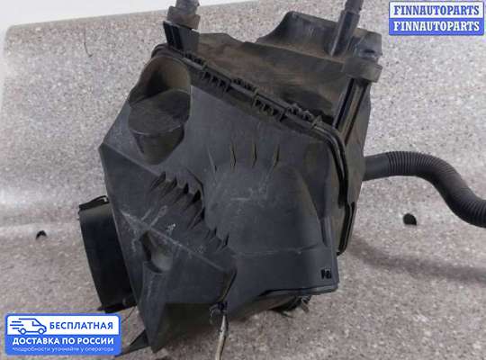 Корпус воздушного фильтра на Audi A6 (C6)