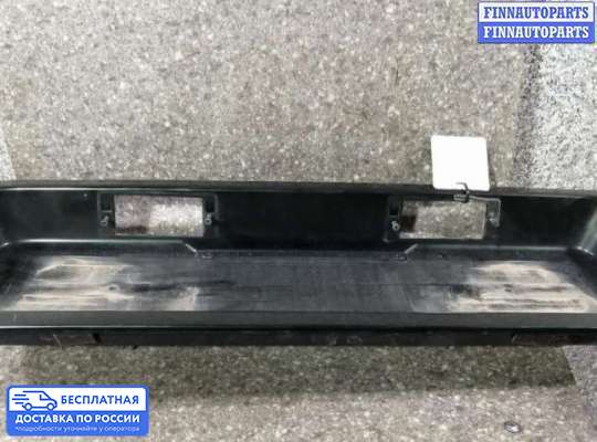 Планка подсветки номера на Jeep Grand Cherokee I (ZJ)