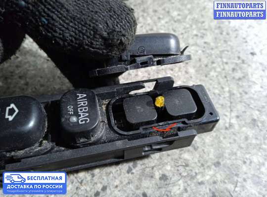 Блок управления стеклоподъёмниками на Mercedes-Benz E (W210)