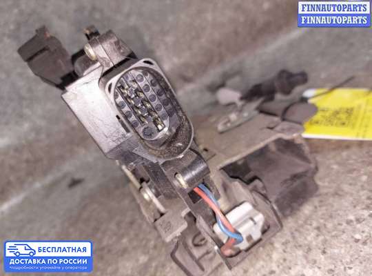 Замок боковой двери на Audi A6 (C5)