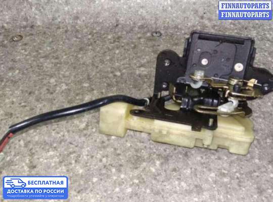 Замок багажника на Mazda Premacy