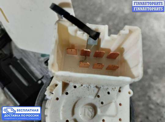 Замок зажигания с ключом на Toyota Yaris P13