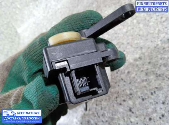 Моторчик заслонки печки на Opel Vectra C