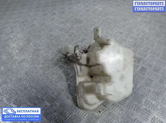 Бачок омывателя на Toyota Yaris P9