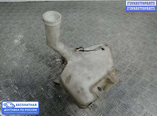 Бачок омывателя на Toyota Yaris P9