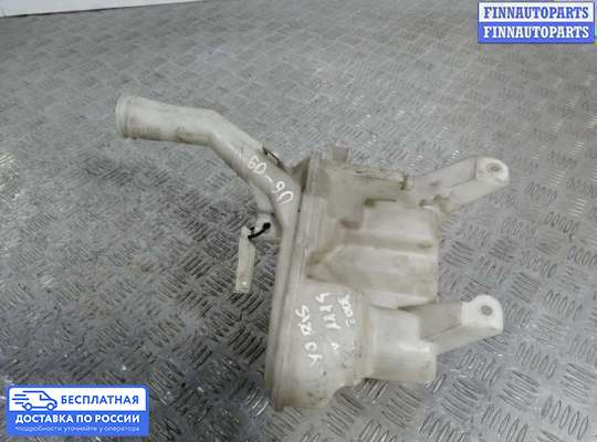 Бачок омывателя на Toyota Yaris P9