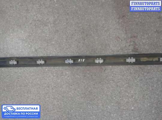 Молдинг на Audi A8 (D2, 4D)