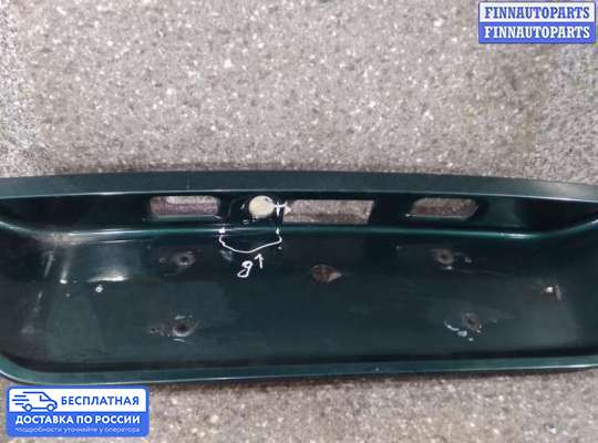 Планка подсветки номера на Mercedes-Benz C (W203)