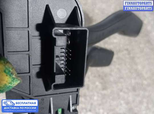 Подрулевой переключатель на Audi A8 (D3, 4E)