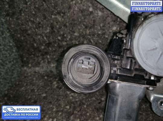 Стеклоподъемник электрический на Toyota RAV4 III (XA30)