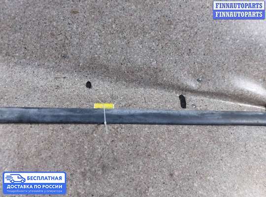 Молдинг на Volkswagen Caddy III (2K)