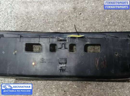 Планка подсветки номера на Nissan Primera (P12)