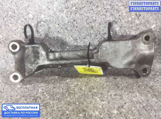 Кронштейн ДВС (лапа) на Peugeot 207