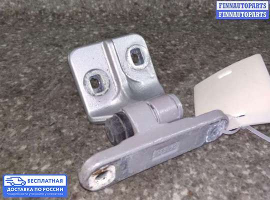 Петля двери на Mercedes-Benz C (W203)