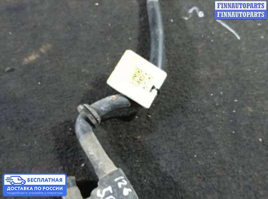 Патрубок (трубка, шланг) на Mercedes-Benz E (W124)