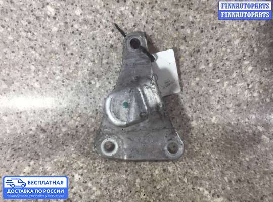 Кронштейн ДВС (лапа) на Audi A4 (8E/8H, B7)