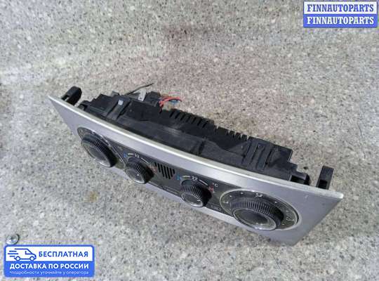Блок управления печкой на Mercedes-Benz C (W203)