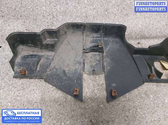 Крышка ДВС (декоративная) на Mercedes-Benz E (W210)