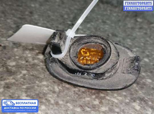 Повторитель поворота в крыло на Hyundai Sonata III (Y3)