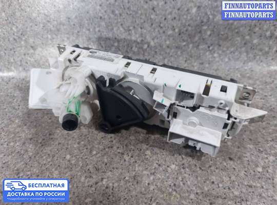 Блок управления печкой на Ford Focus II