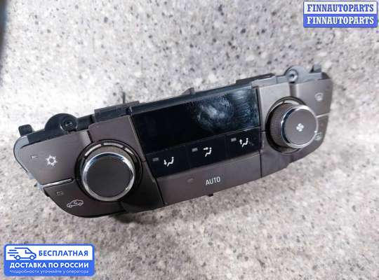 Блок управления печкой на Opel Insignia