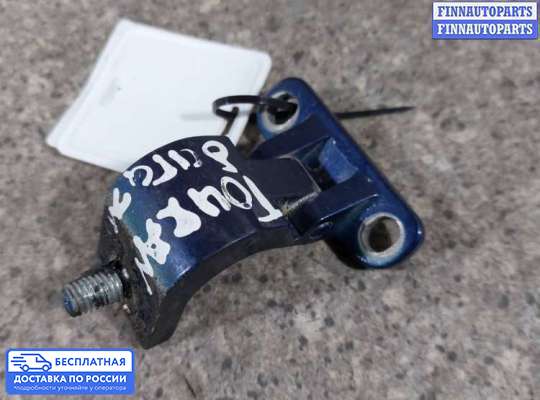 Петля крышки багажника на Volkswagen Touran I (1T)
