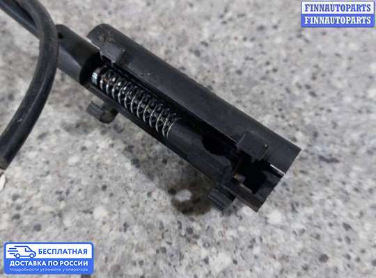 Трос капота на Volkswagen Touareg I (7L)