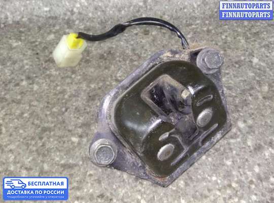 Замок багажника на Nissan Primera (P11)