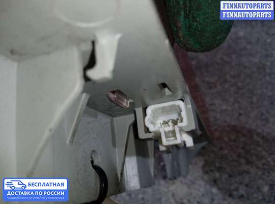 Фонарь (стоп-сигнал) центральный на Hyundai Trajet