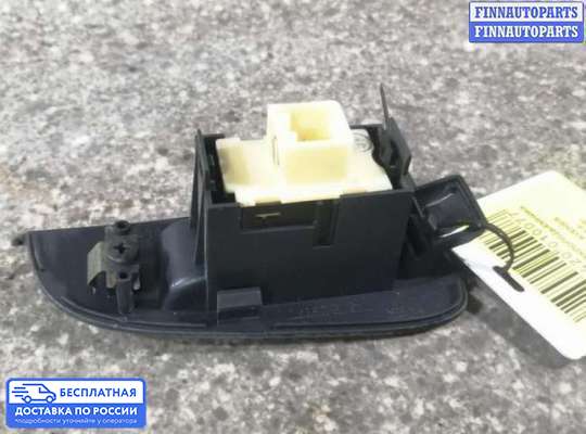 Блок управления стеклоподъёмниками на Toyota Avensis II (T250)