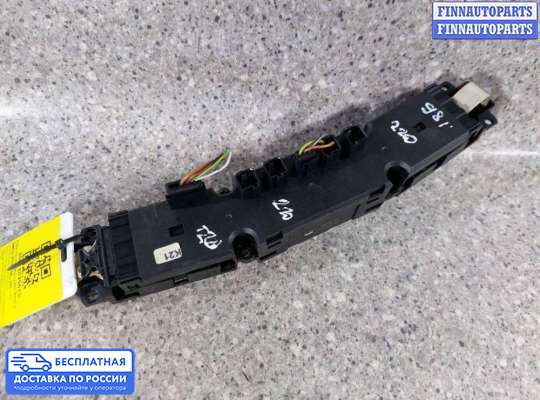 Кнопки на Mercedes-Benz S (W220)