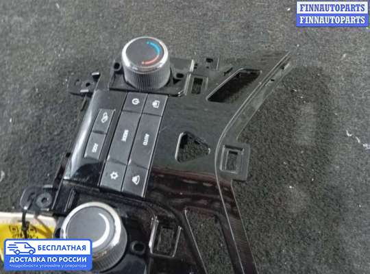 Блок управления печкой на Chevrolet Cruze I (J300)